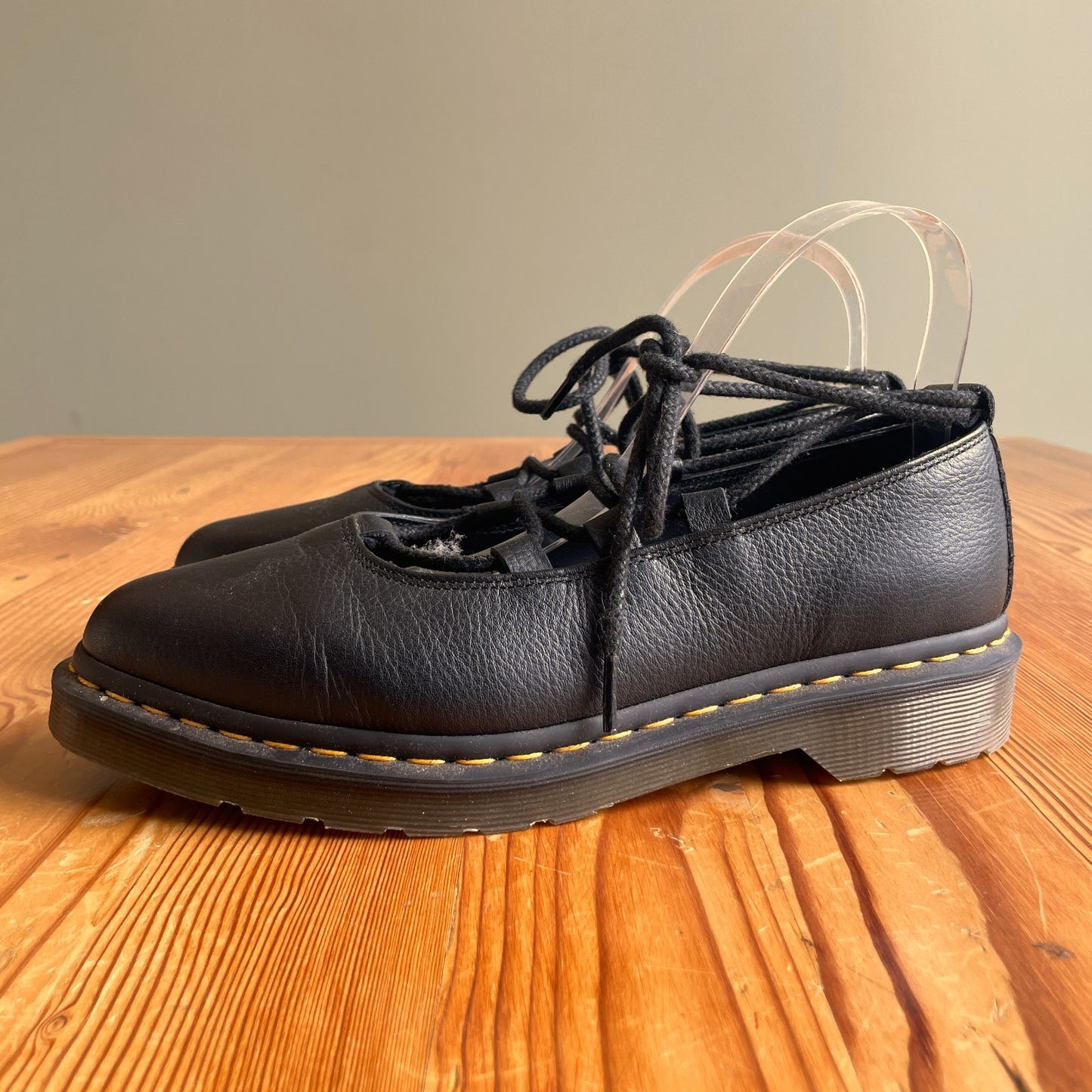 9 - Dr. Martens Black Leather Elphie II Virginia Leather Flats Shoes 1106KL