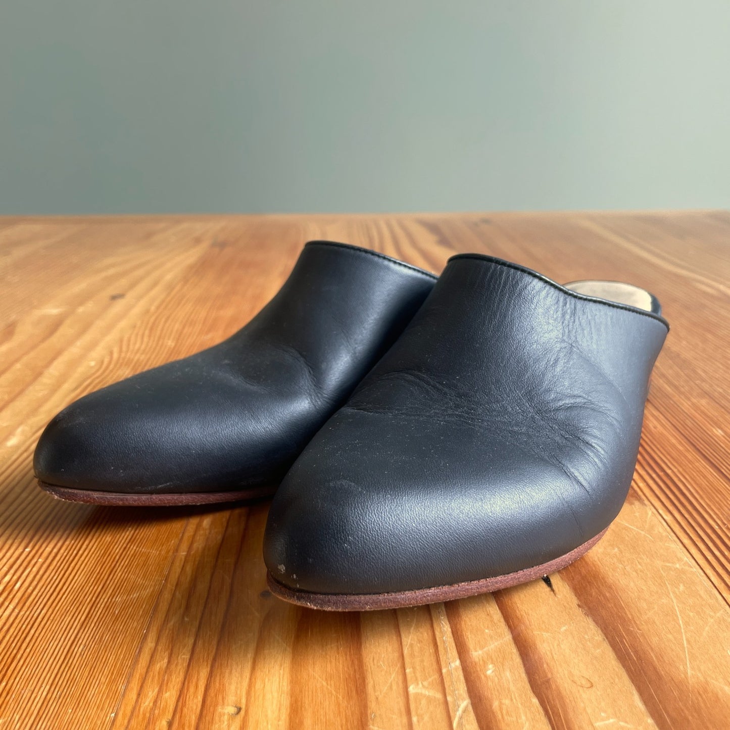 7 - Nisolo Black Leather Mariella Mule Slip On Block Heel Shoes 0617RF