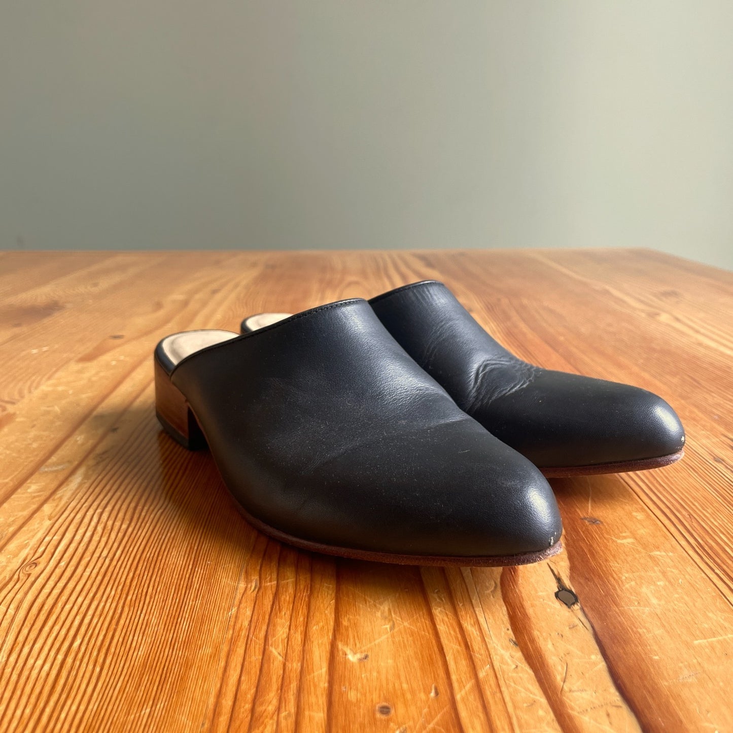 7 - Nisolo Black Leather Mariella Mule Slip On Block Heel Shoes 0617RF
