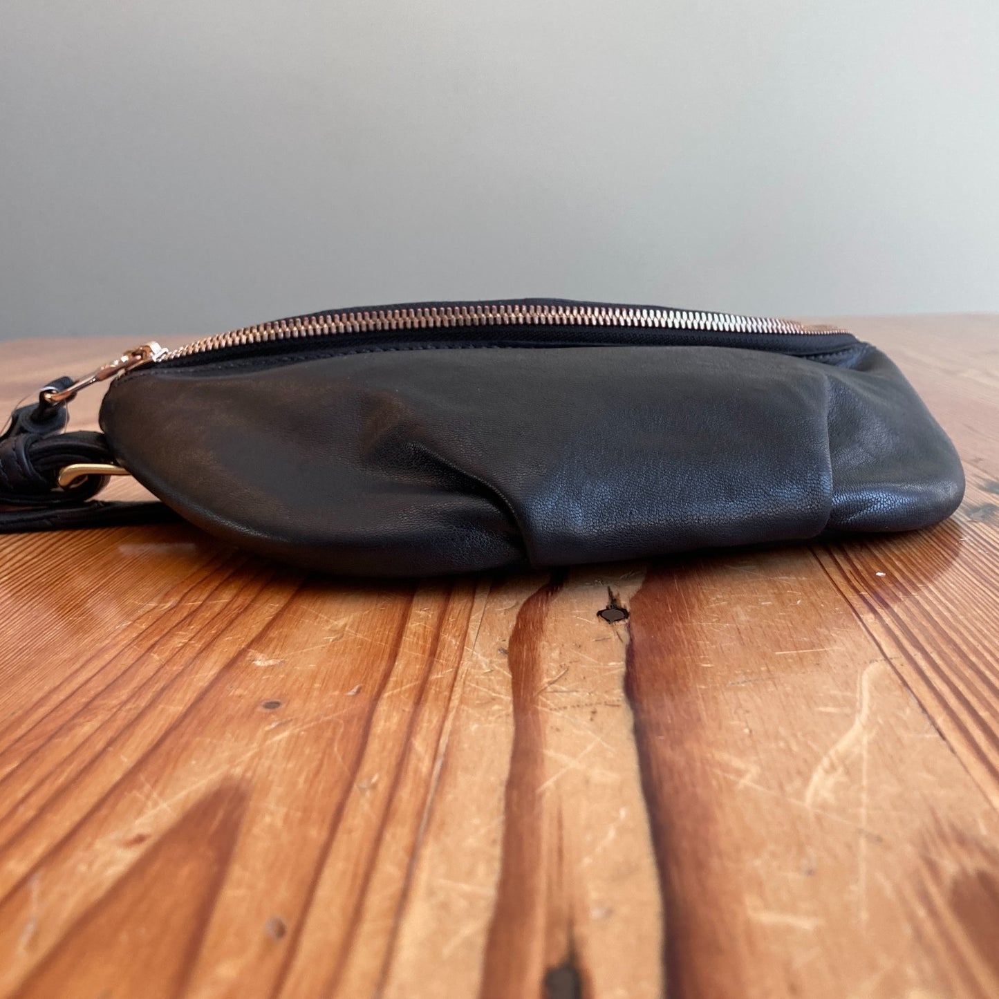 Parker Clay Black Leather Sodo Belt Bag Fanny Pack 0206SB