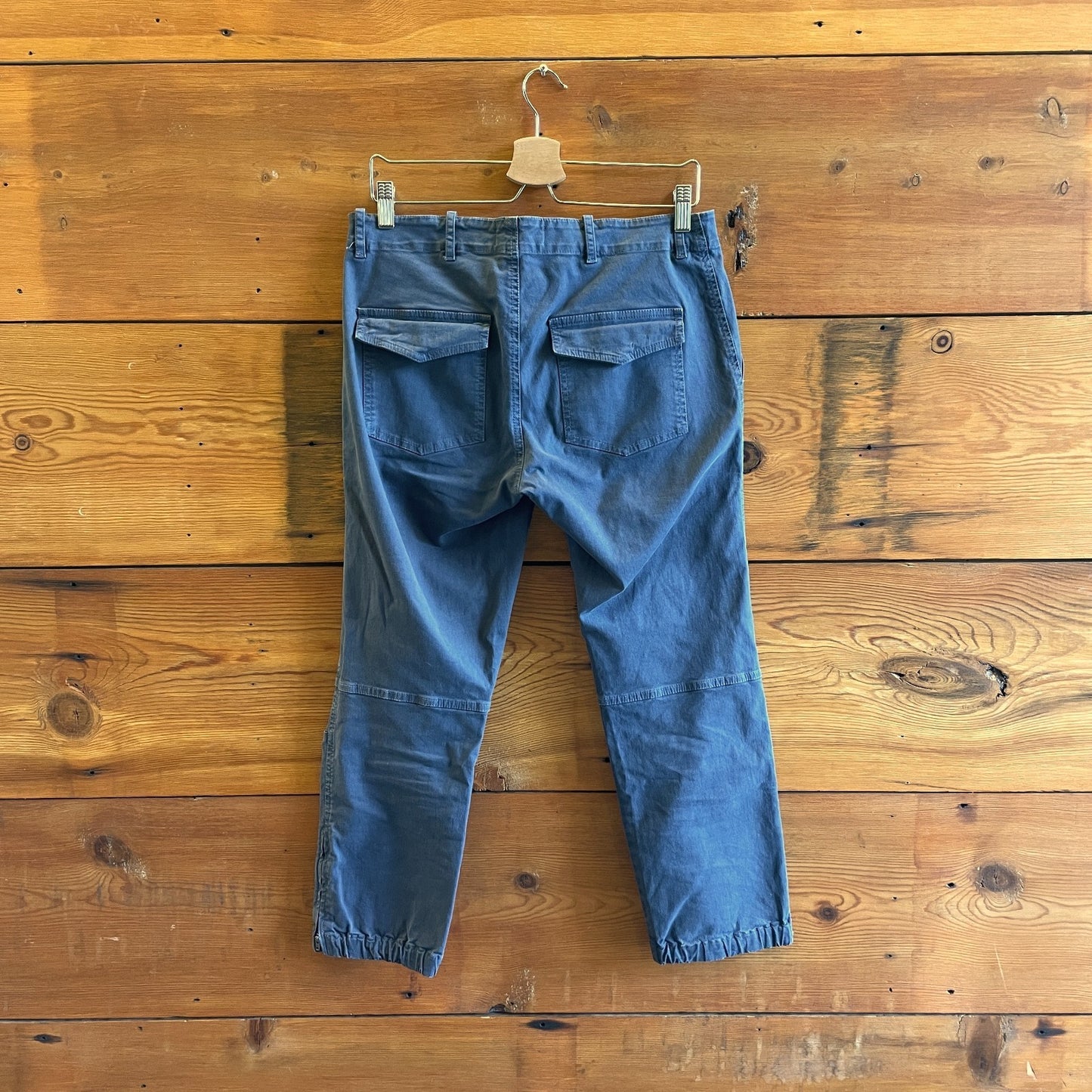 8 - Nili Lotan Navy Blue Cropped Tapered Leg Trouser Pants 0706AV