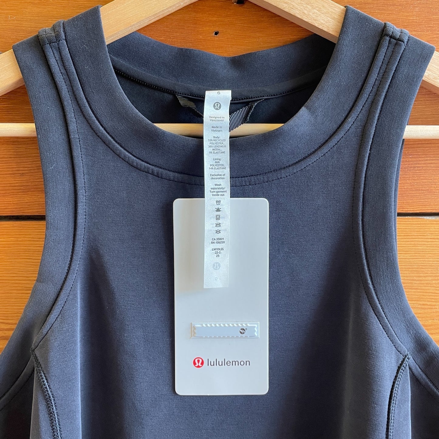 6 - Lululemon $128 Black Softstreme Back in Action Dress NEW 0721DK