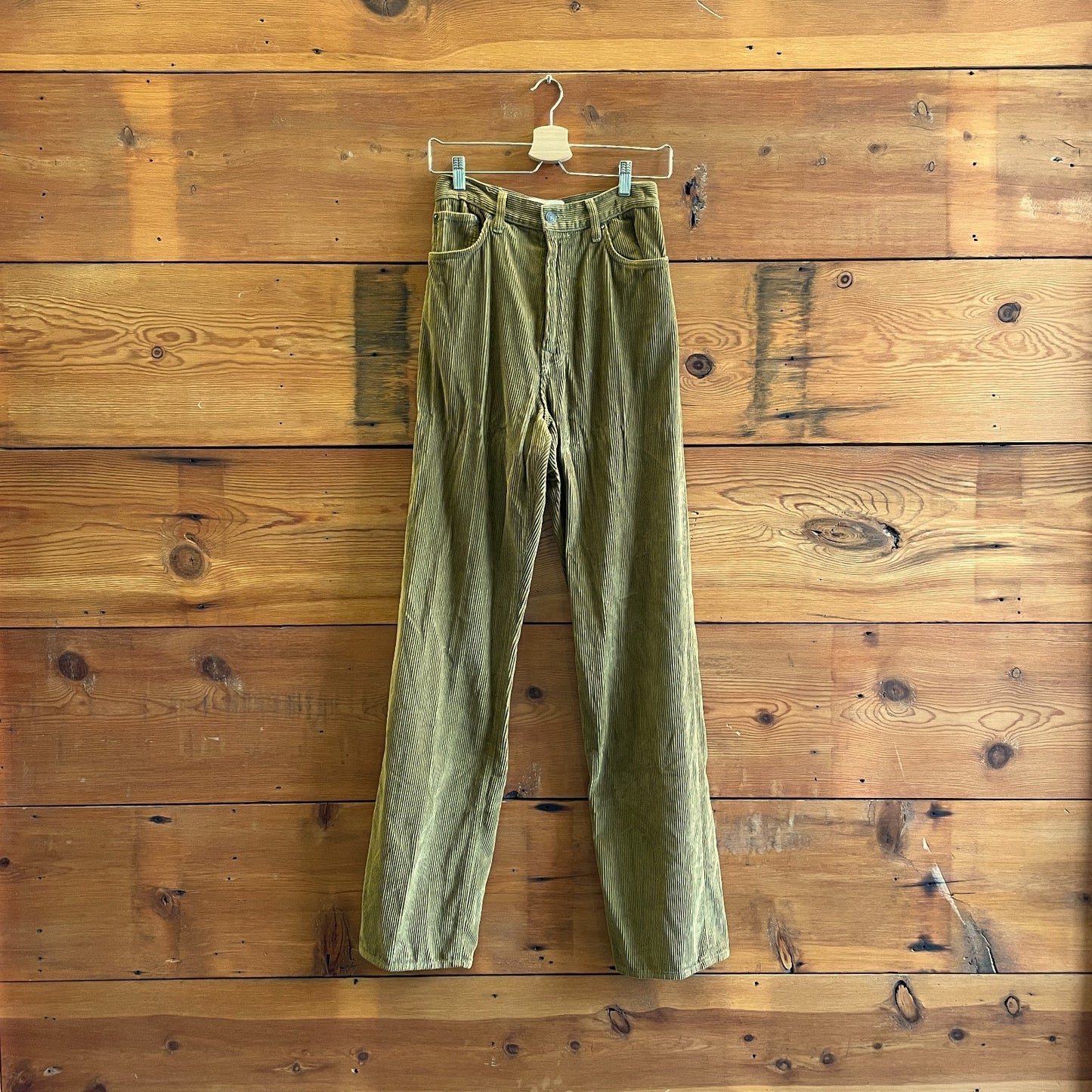 27 - Imogene + Willie Olive High Rise Catherine Corduroy Womens Pants 0312IG