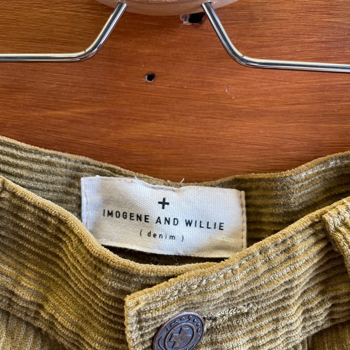 27 - Imogene + Willie Olive High Rise Catherine Corduroy Womens Pants 0312IG