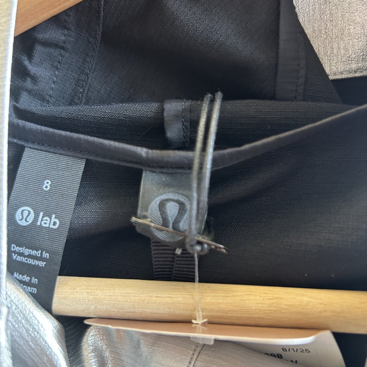 8 - Lululemon $298 Metallic Silver Lab W Hooded Zip Up Jacket NEW 0721DK