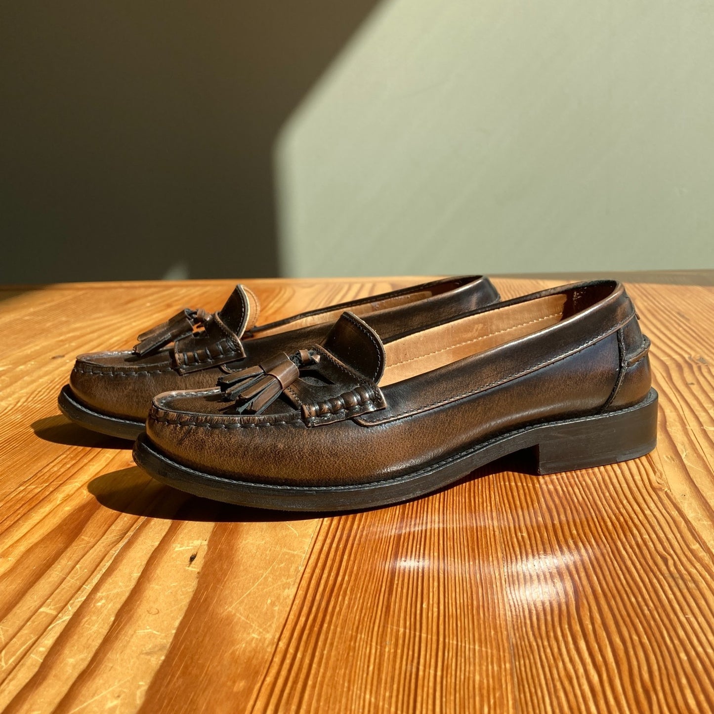 6.5 - Alohas $190 Nutmeg Brown Leather Terrane Loafers Shoes EUC w/ Box 0730EB
