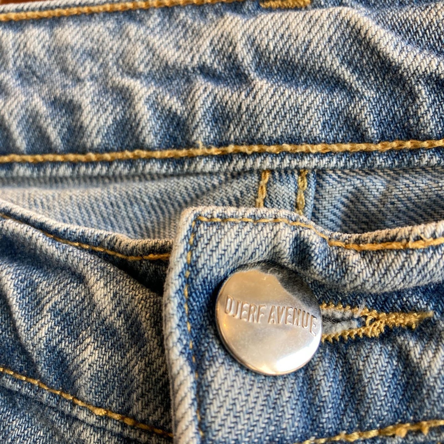25 - Djerf Avenue Button Fly Light Wash Blue Denim Pants 0901SC