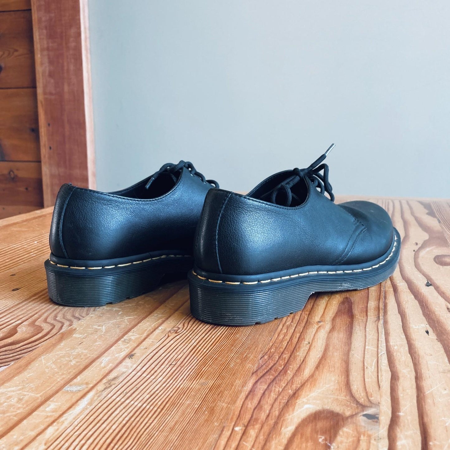 10 - Dr Martens Black Leather 1461 Slip Resistant Oxford Shoes EUC 0530JF