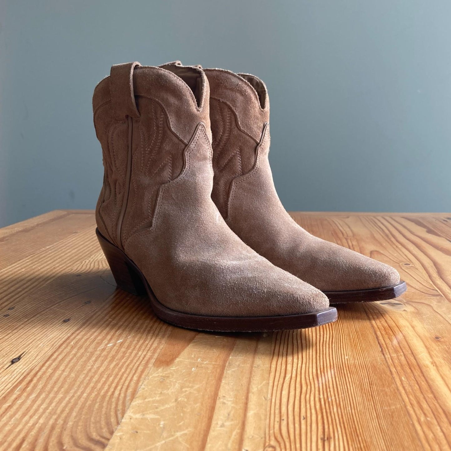8.5 - Reformation Toasted Coconut Otto Mini Western Ankle Boots 0905AK