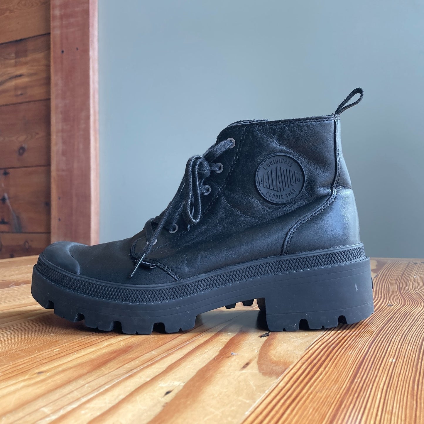 8.5 - Palladium Black Leather Pallabase Hi Leather Lace & Zip Boots 0805AY