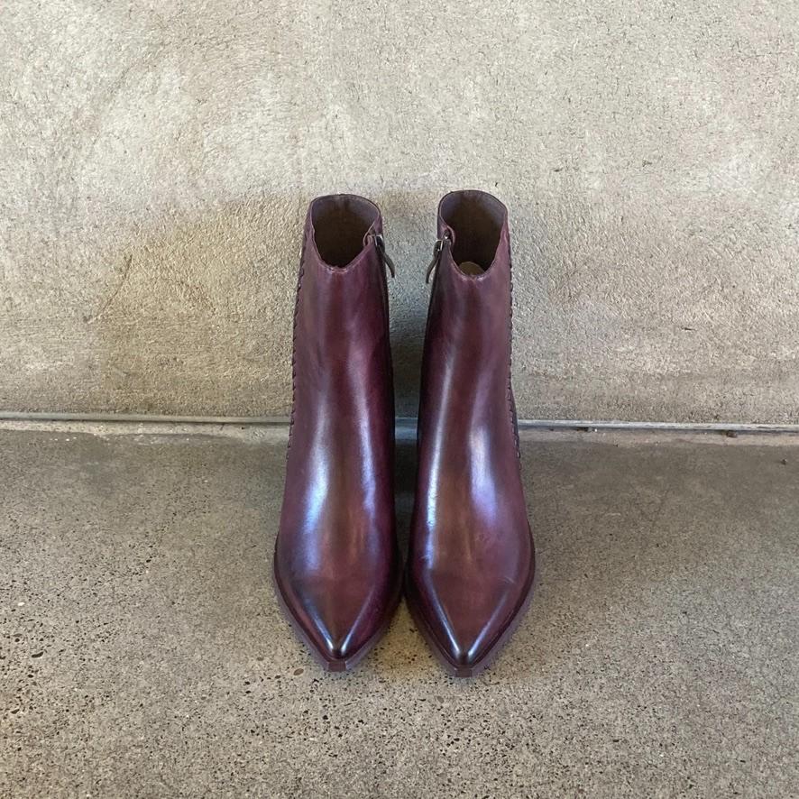 38 / 7-7.5 US - Antelope $249 Coffee Brown Leather Winona Ankle Boots NEW 0910NH