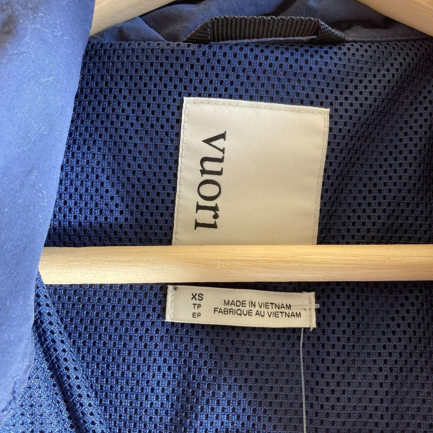 XS - Vuori $168 Navy Blue Hooded Zip Up Cropped Boxy Fit Bayside Jacket 0703SC