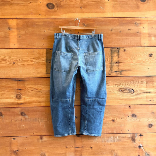 31 - Nili Lotan SHON Classic Wash $395 Bowleg Barrel Leg Womens Jeans 0720LP