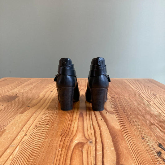 39.5 - Rag & Bone Black Leather Stacked Heel Harrow Ankle Booties Boots 1217JD