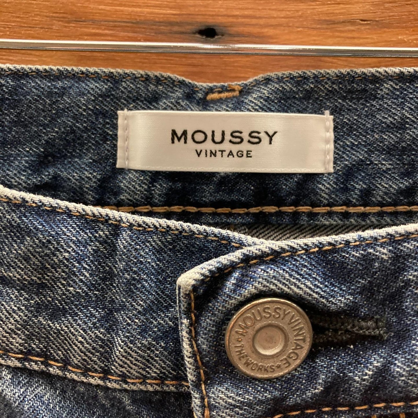 28 - Moussy Vintage Made in Japan Button Fly Ripped Knee Jeans 1120PK