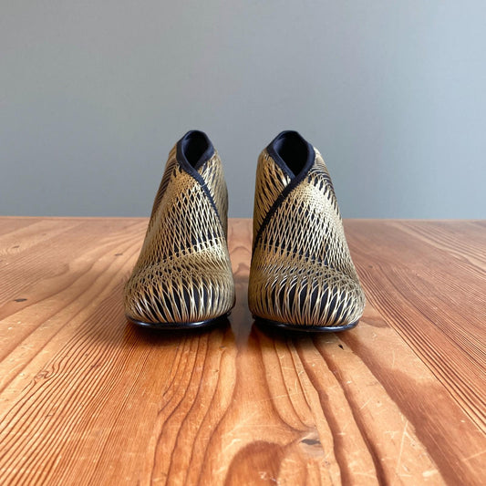 38 / 7.5 - United Nude Black & Gold The Fold Ankle Boots Booties Heels 0503MC