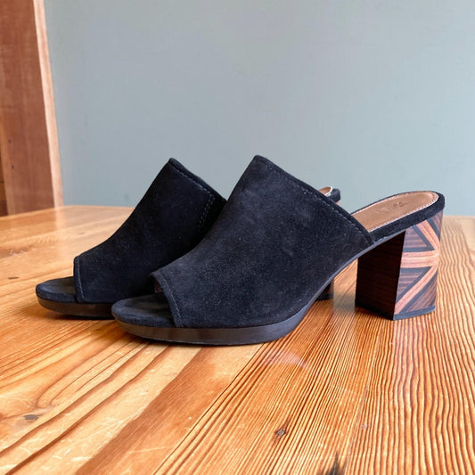 10 - Frye Black Suede Leather Unique Blake Sedona Mules Shoes w/ Box 1021KD