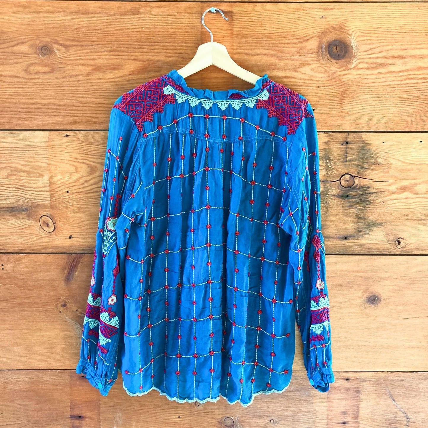 M - Johnny Was Blue Embroidered Button Front Long Sleeve Shirt 1031LF