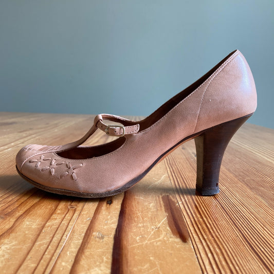 Chie Mihara Tan Leather T Strap Mary Jane Shoes - Sz 36.5 / 6.5 - w/ Box 0818SL