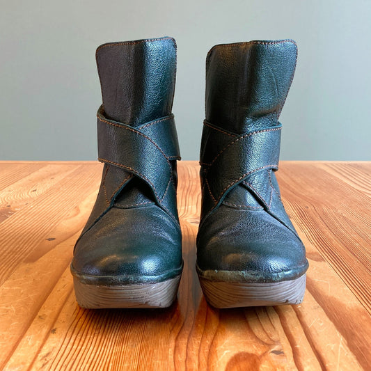 39 / 9 - Fly London Dark Green Leather Wedge Sole Platform Boots 0114KE