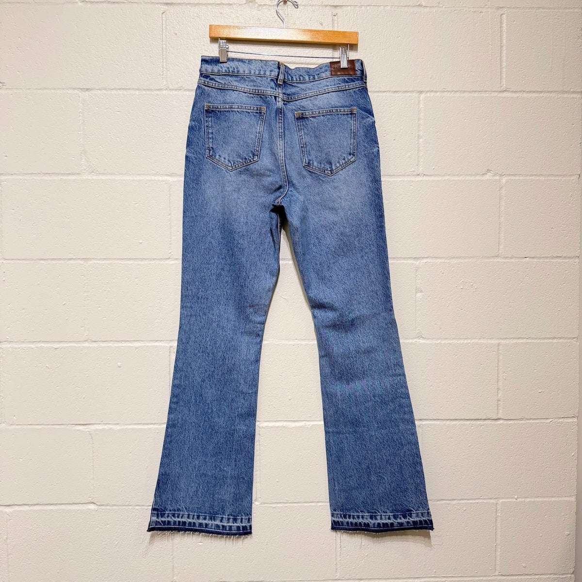 Anine Bing $229 Medium Wash Front Slit Roxanne Jeans - Size 30 - NEW - 1103ES
