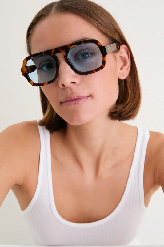 Elisa Johnson Brown Tortoise Blue Lens Jane Sunglasses w/ Case - 0312IG