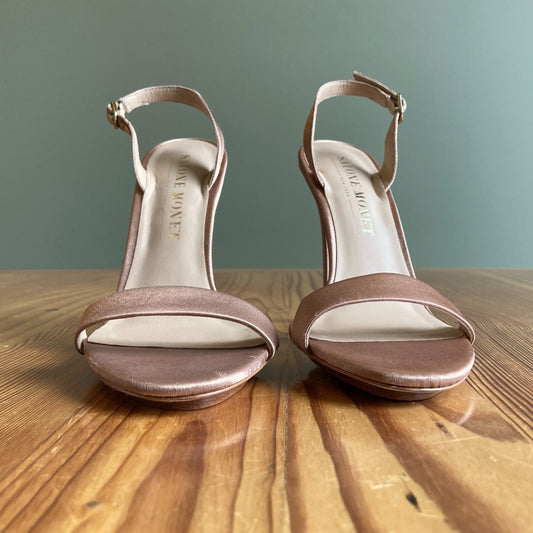 8 - Salone Monet $295 Pale Nude Sable Satin Slingback Heels Sandals NEW 0107HH