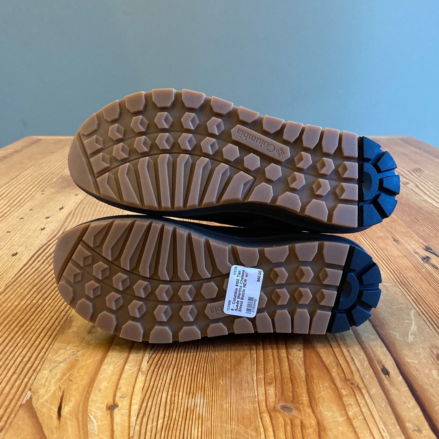 6 - Columbia $100 Tan Suede Moritza Chelsea Shield Boots NEW w/ Box 1231MM