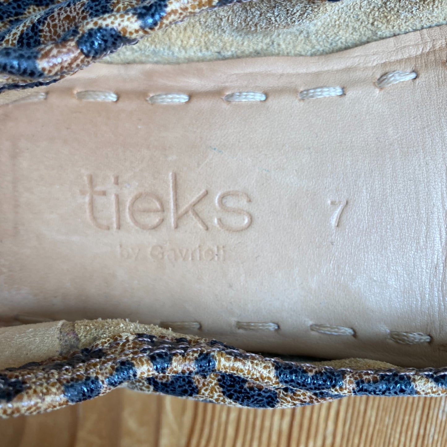 Tieks by Gavrieli Leopard Leather Ballet Flats Foldable Shoes - Size 7 - 0828AM