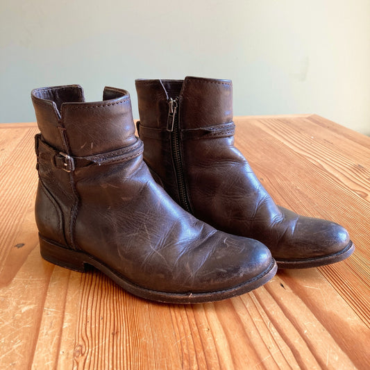 Frye Brown Leather Melissa Seam Short Ankle Boots - Size 8 - 0919KF
