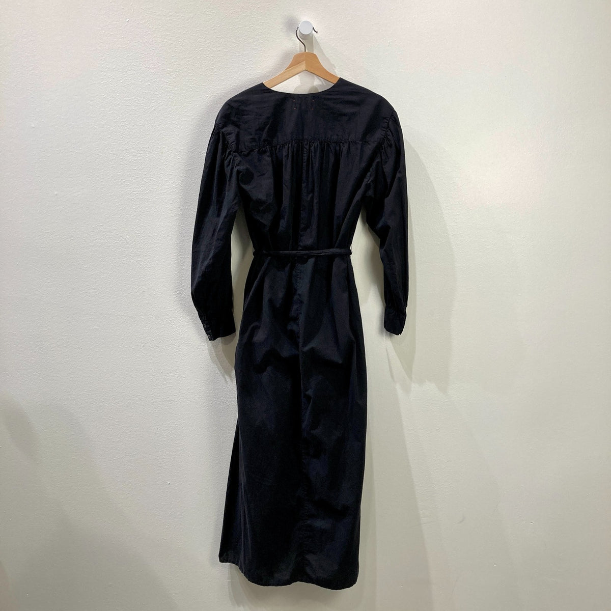 Xirena Black Long Sleeve Victoria Tie Waist Maxi Dress - Size M - 0930AC