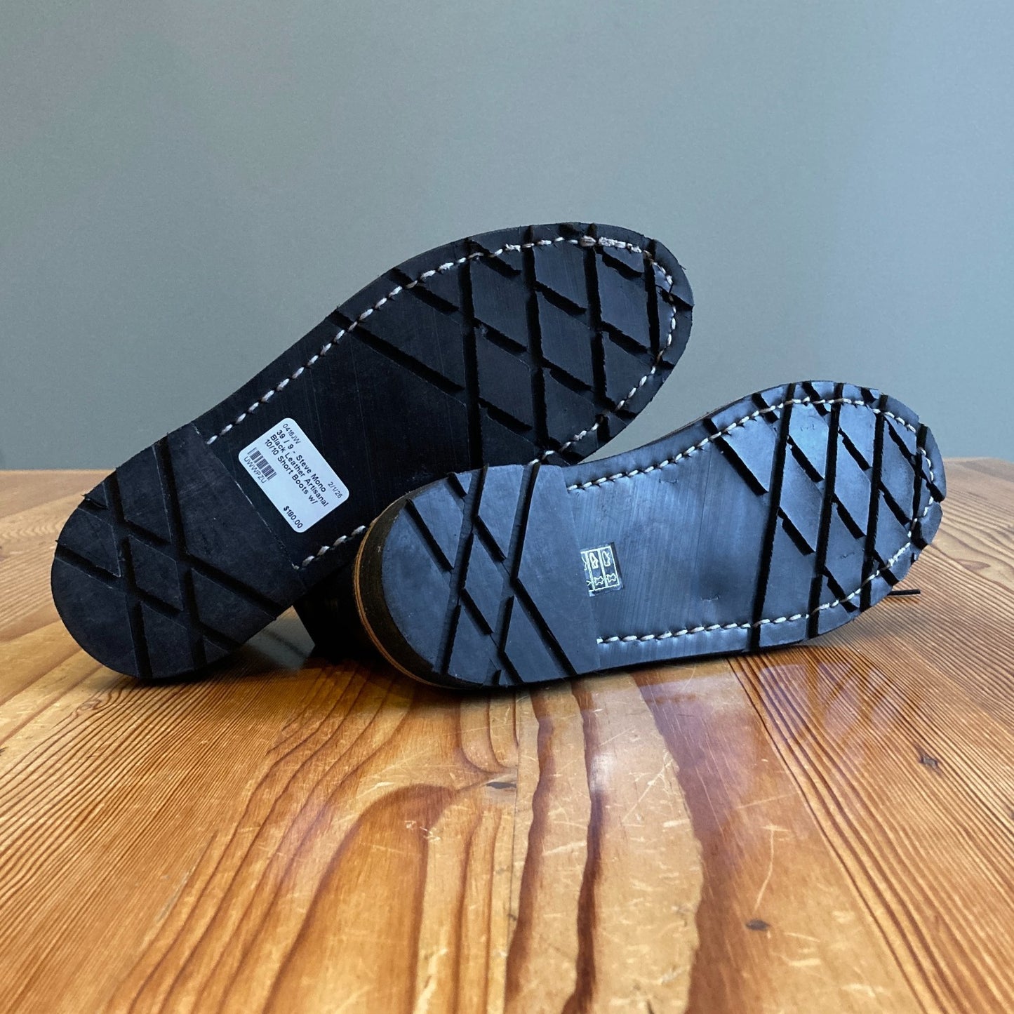 39 / 9 - Steve Mono Black Leather Artisanal 10/10 Short Boots w/ Box 0416JW