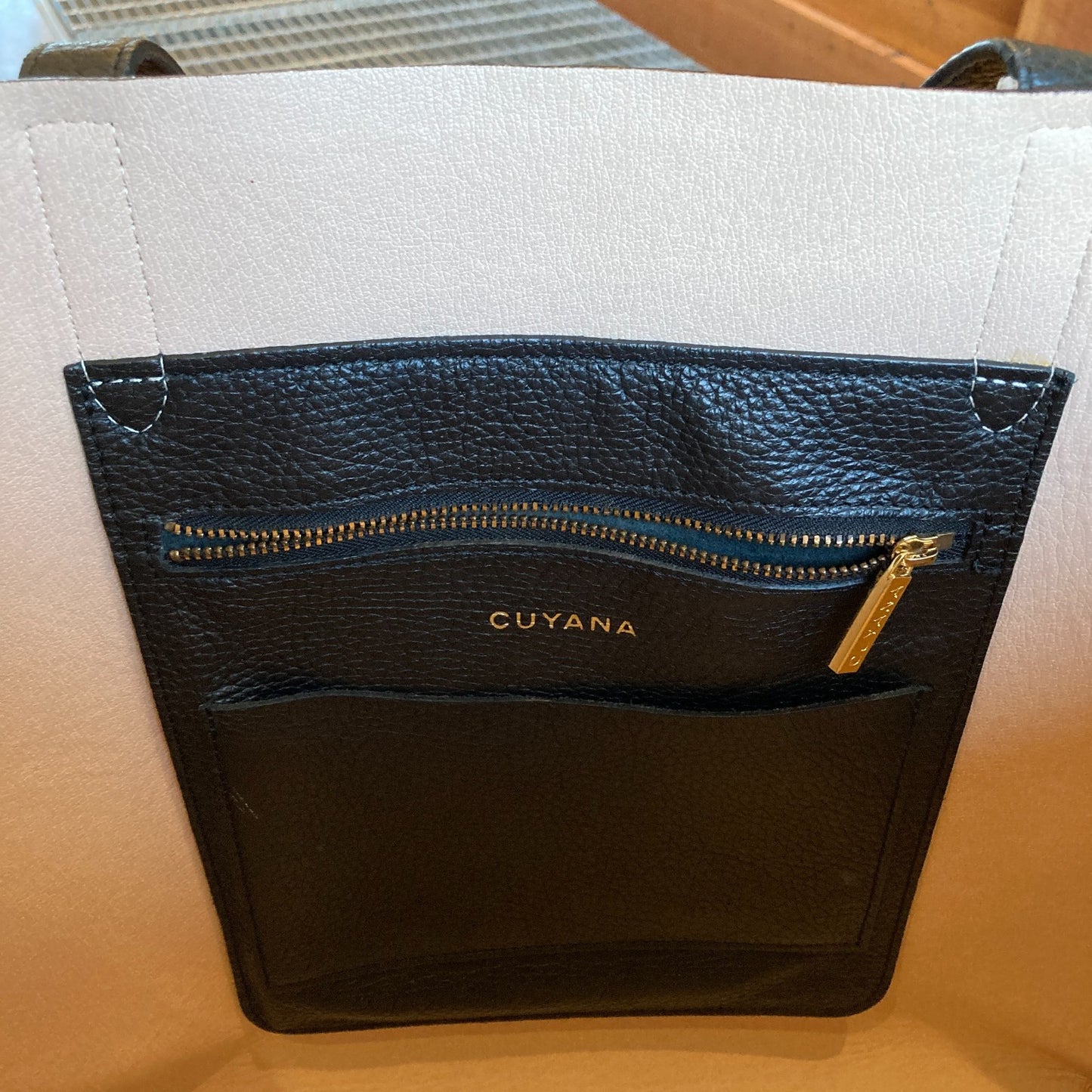 Cuyana $198 Black Pebbled Leather Classic Large Shoulder Tote Bag 0223LR
