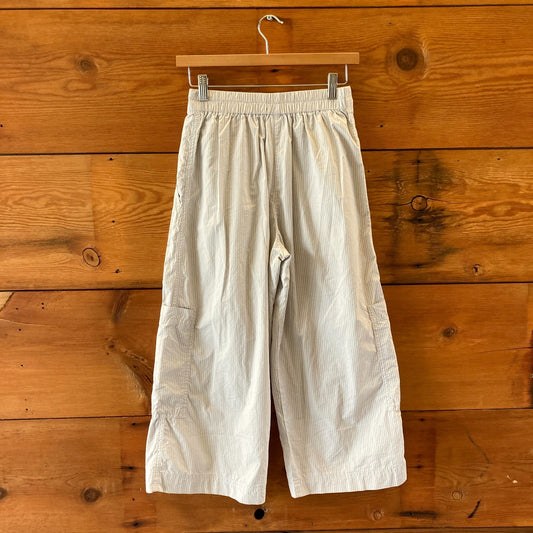 Oska White Gray Striped Balloon Cropped Barrel Leg Pants - Size 0 - 0517DS