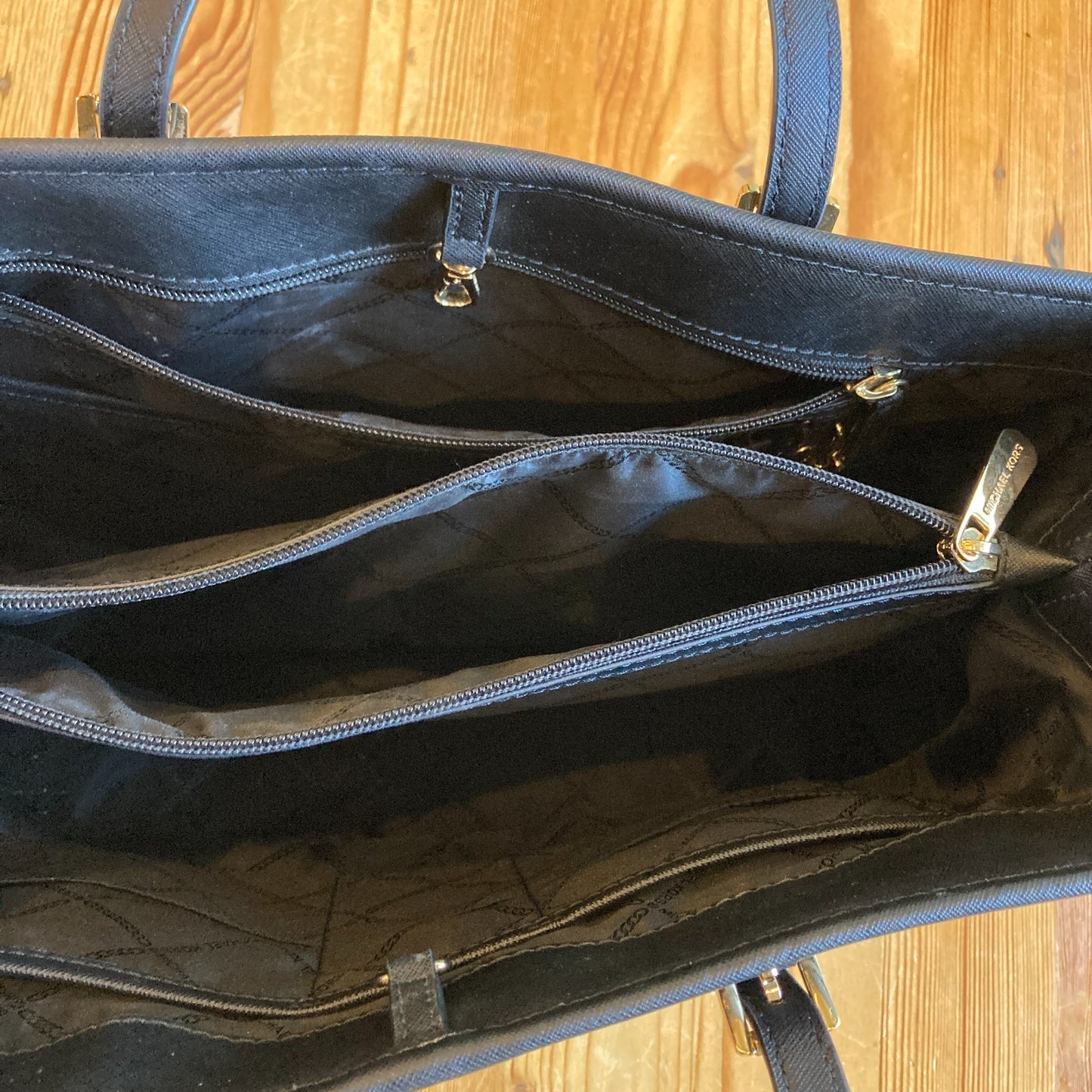 Michael Kors Black Jet Set Travel Tote Bag Shoulder Purse - 0210AM