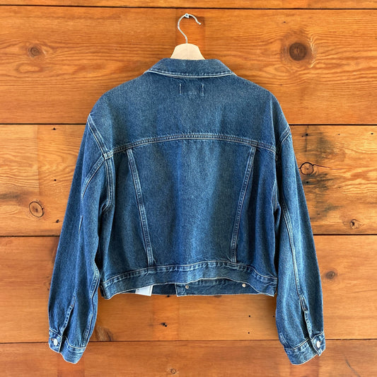 L - AGOLDE Dark Wash Button Up Cropped Classic Trucker Charli Jean Jacket 0120NE