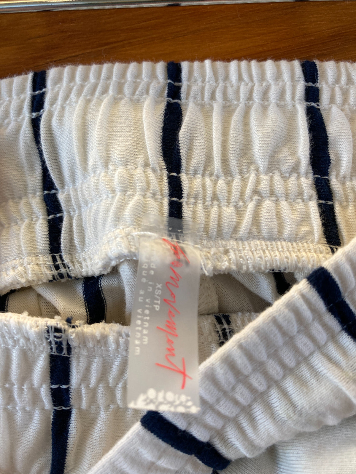 FP Movement Free People White Stripe Off Duty Top Shorts Set - Size XS - 0720LP