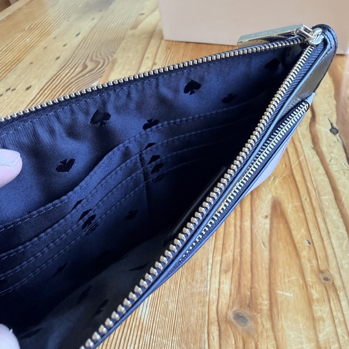 Kate Spade Black Tan Saffiano Leather Zip Top Wristlet Purse - NEW - 1107MJ