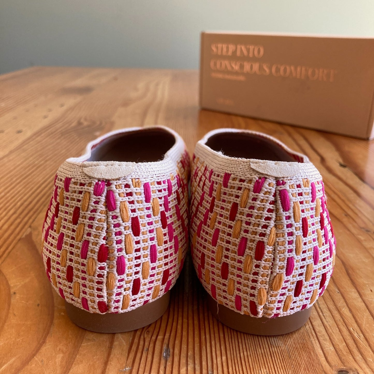 Vivaia Multi Pink Crochet Margot Square Toe Flats NEW w/ Box - 0618SK