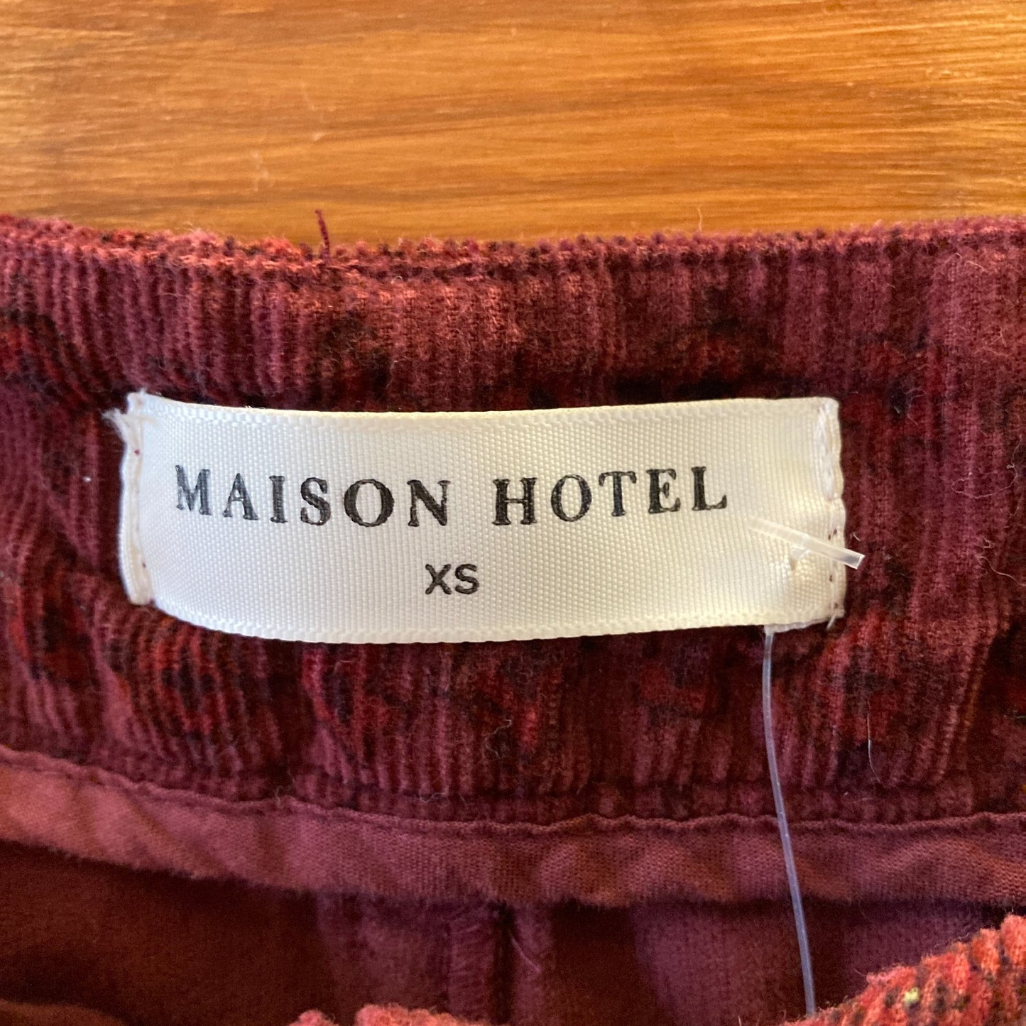 Maison Hotel Burgundy Printed Womens Corduroy Pants - Size XS - 0312IG