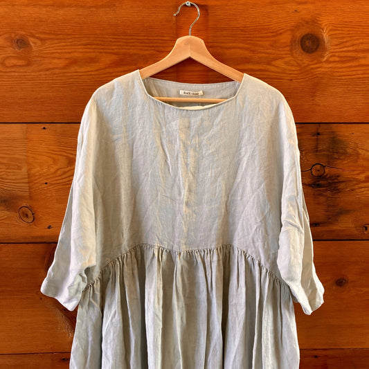 M - Black Crane Gray 100% Linen Short Sleeve Artsy Lagenlook Dress 0416JW