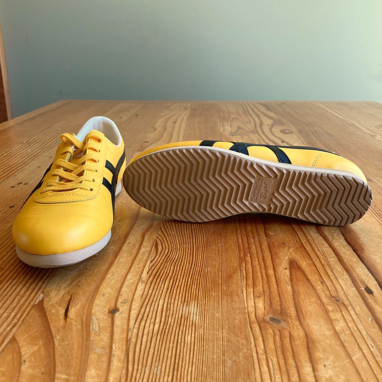 Tiger Onitsuka Yellow Black Mexico 66 Sneakers NEW Shoes - Size 5.5 - 0105MR