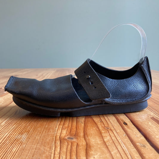 Trippen Black Leather Mary Jane Square Toe Shoes - Size 38 / 7.5 - 0517DS