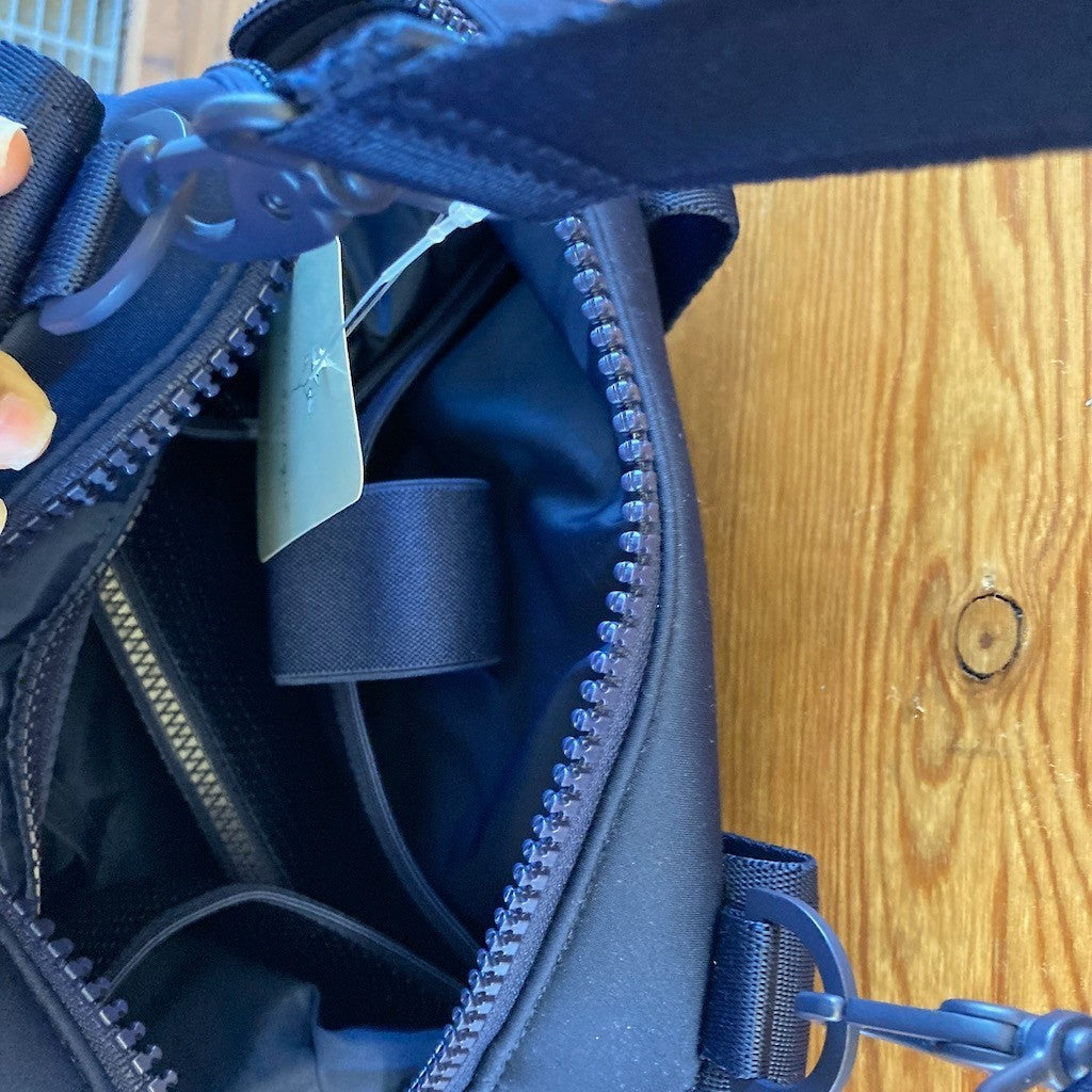 Dagne Dover Navy Blue London Carryall Zip Top Small Travel Bag - 0426CR