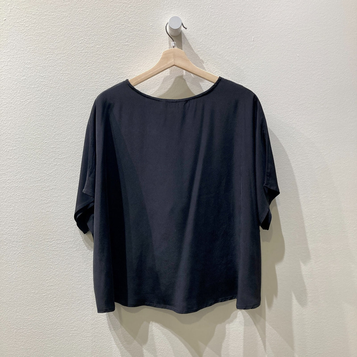 Elizabeth Suzann Black Short Sleeve 100% Silk Linn Top - Size OS - 0124KG