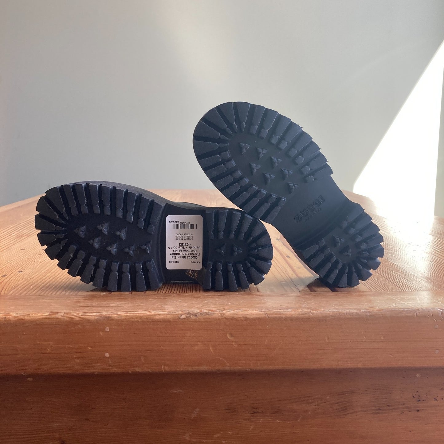 GUCCI Black Ela Perforated Rubber Platform Mules Sandals - Size 35 / 5 - 0312IG