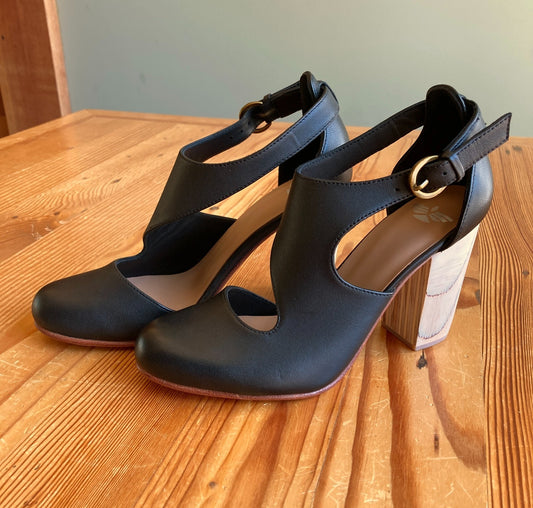 Fortress of Inca Black Cut Out Wood Block Heels Shoes - Sz 36 / 6 - NEW - 0426MK
