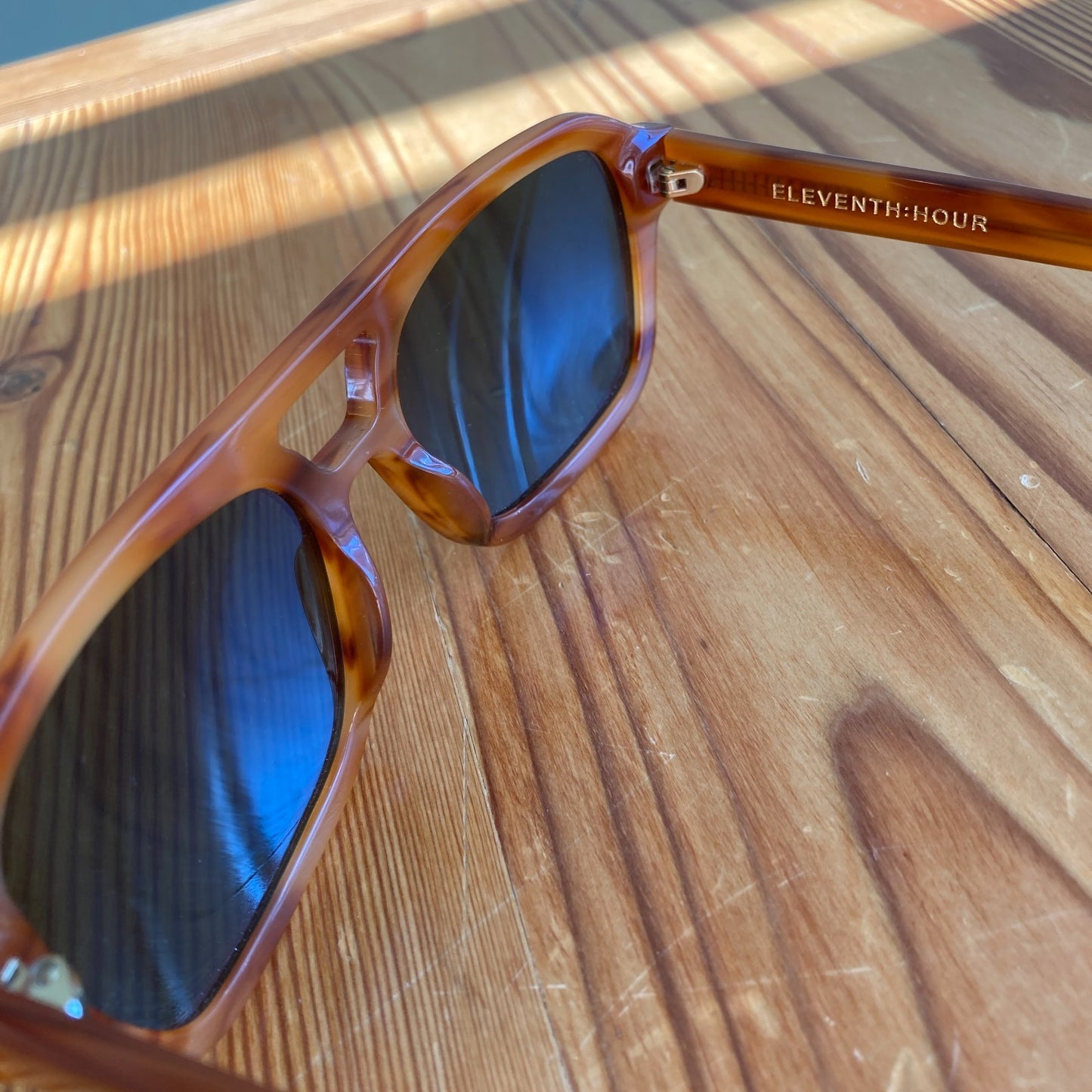 Eleventh Hour Brown Late Checkout Aviator Sunglasses w/ Case 0619SM