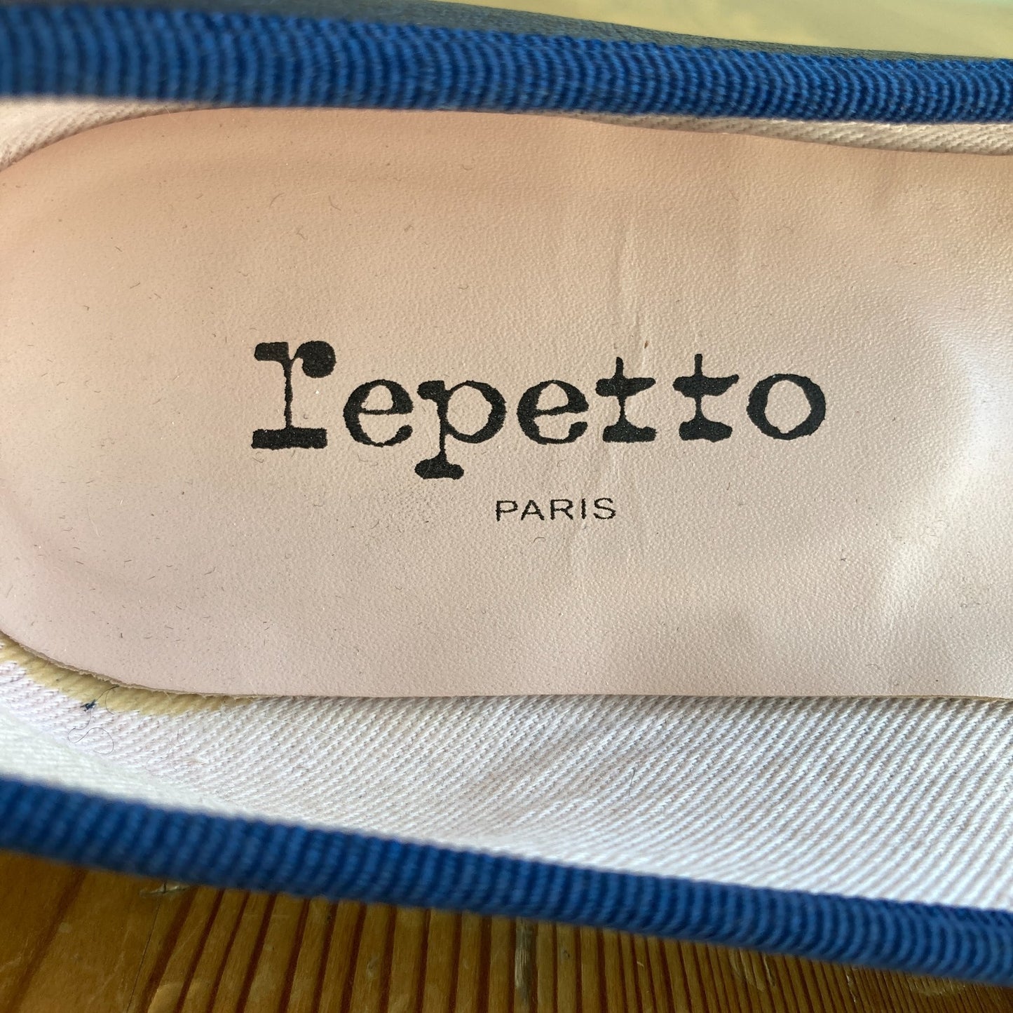 Repetto Navy Blue Pointed Toe Brigitte Ballet Flats Shoes - Size 39 / 8 - 0306CH