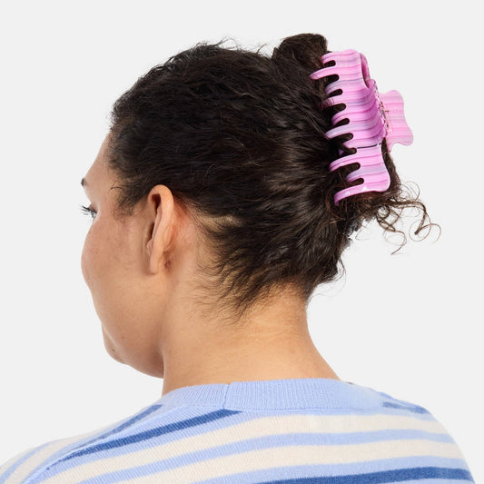 Jojo Claw in Large Petunia